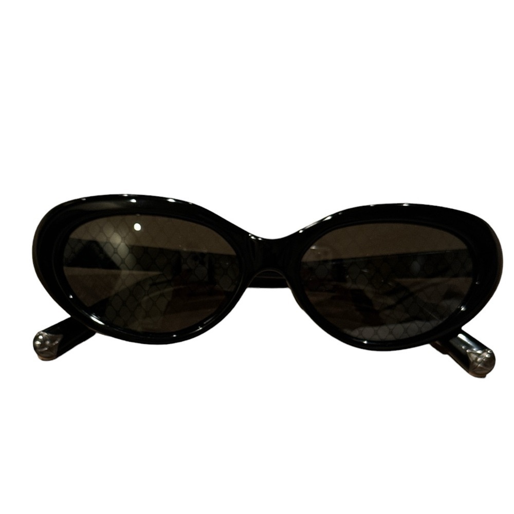 Louis Vuitton Anita Sunglasses - Picture 4 of 14